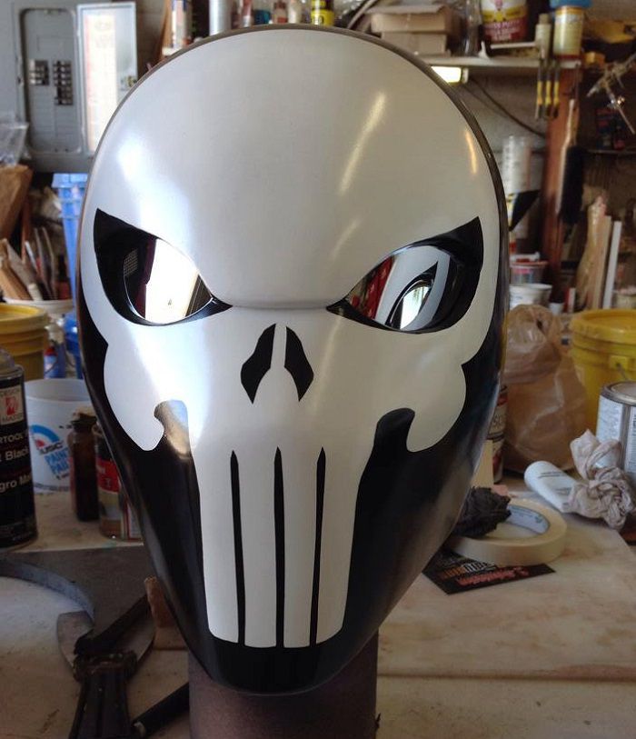 casque-the-punisher-cosplay [700 x 813]
