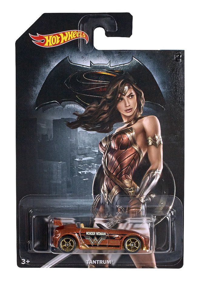 hot-wheels-wonder-woman-batman-v-superman-voiture-tantra [650 x 940]