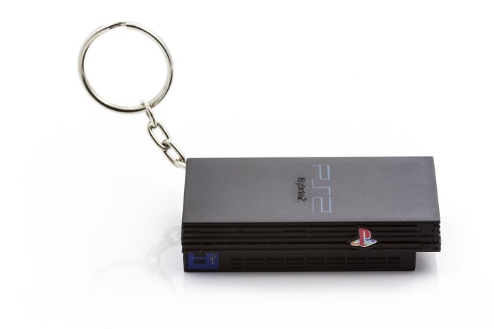 porte-cles-playstation-2-ps2-console-sony [700 x 466]