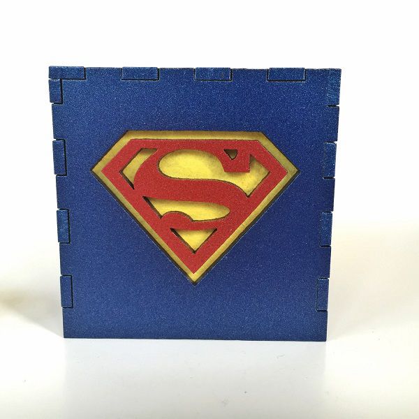superman-logo-boite-lumiere-light-box-dc-comics-decoration [600 x 600]